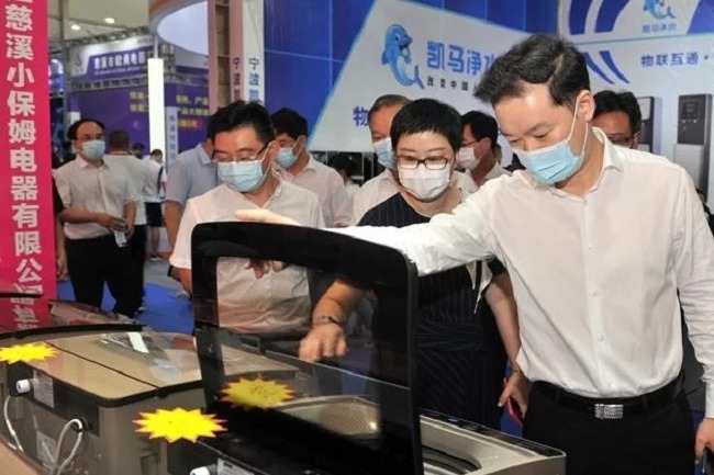 慈溪线上棋牌平台登录
家电展的背景(www.253378.com)